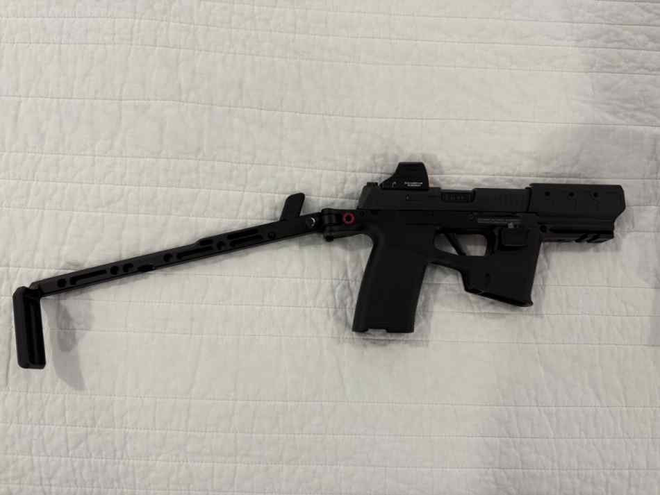 Flux P365 Raider - with 6" barrel and Holosun SCS