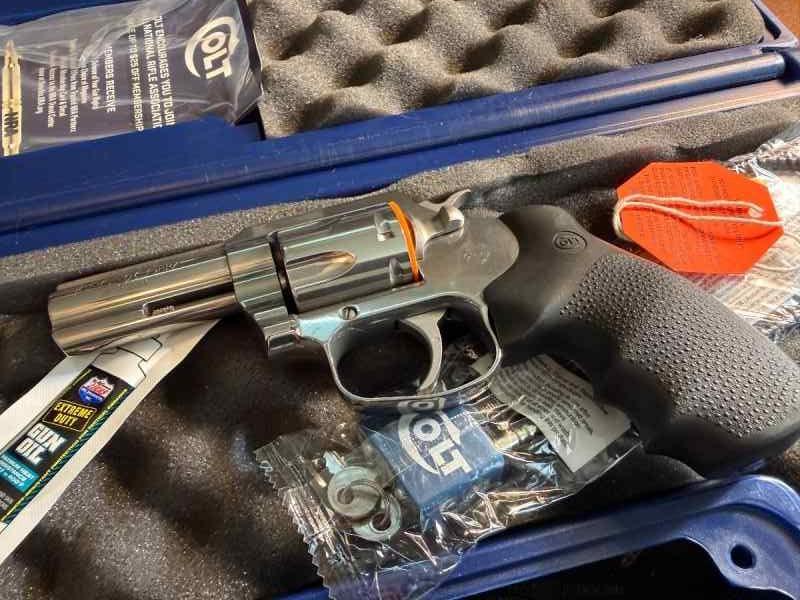COLT KING COBRA 357mag 